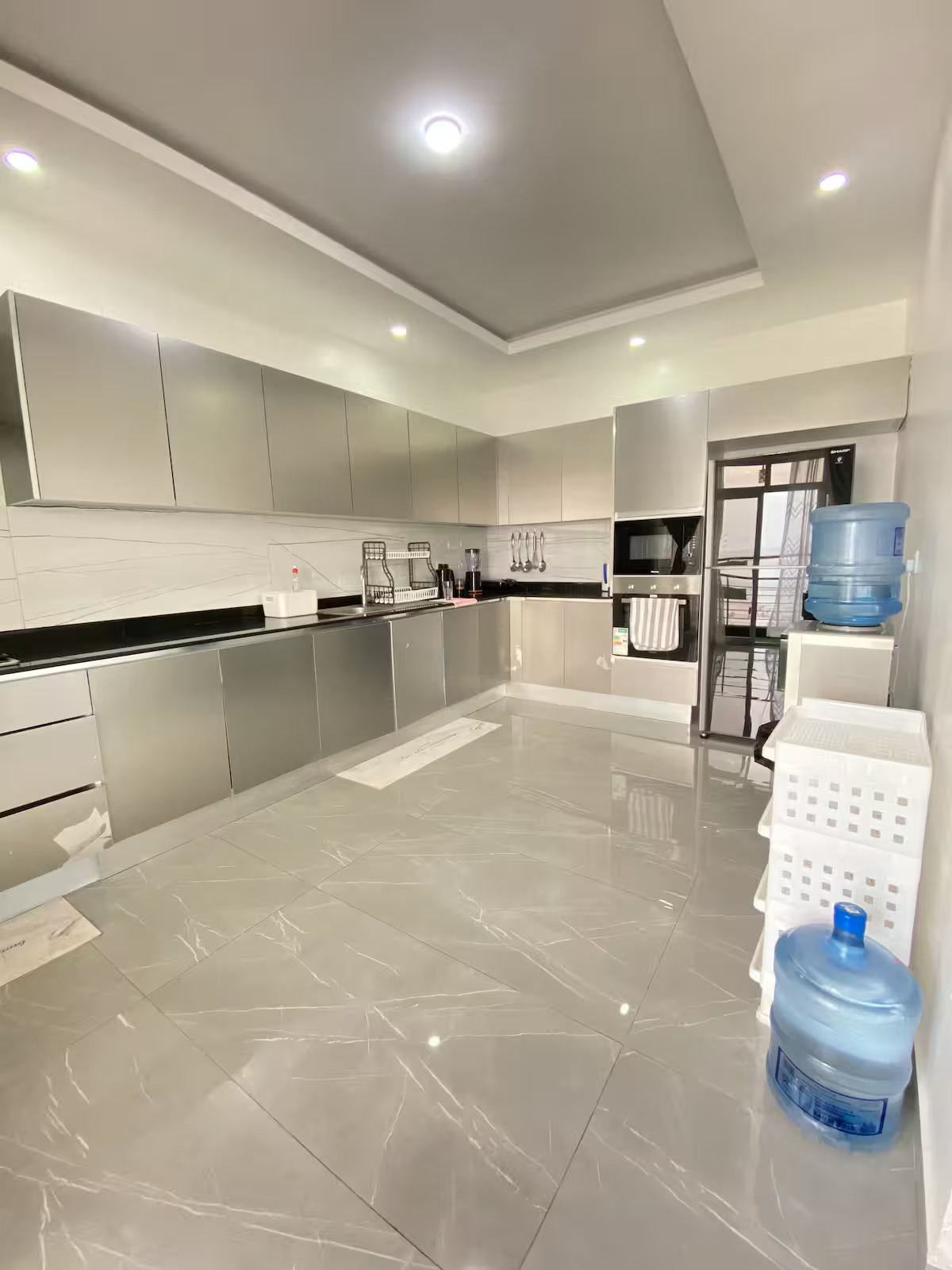 Kitchen 2